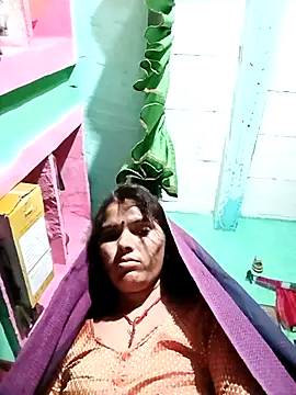 Snapshot of Sexy_queeny chatting on October 29, 2025, 5:04 pm Sexy queeny online show from October 29, 2025, 5:04 pm