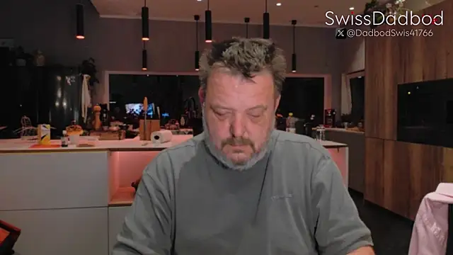 Snapshot of SwissDadbod chatting on September 30, 2025, 8:58 pm SwissDadbod online show from September 30, 2025, 8:58 pm