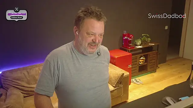 Snapshot of SwissDadbod chatting on February 27, 2026, 5:24 pm SwissDadbod online show from February 27, 2026, 5:24 pm