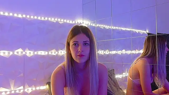 Aishha  online show from October 17, 2025, 5:10 am