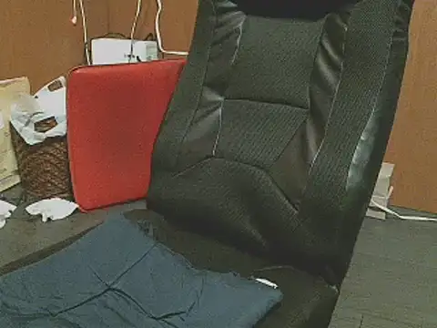 Snapshot of sinjikun4 chatting on October 26, 2025, 1:28 pm sinjikun4 online show from October 26, 2025, 1:28 pm