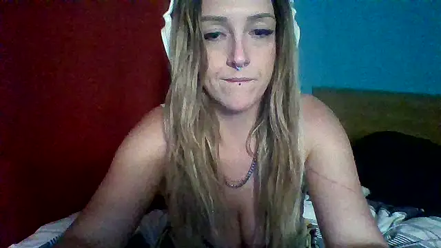 cutiekayls online show from July 14, 2026, 9:47 am