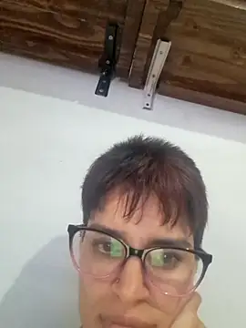 Snapshot of culitobosterook chatting on October 22, 2025, 11:43 am culitobosterook online show from October 22, 2025, 11:43 am