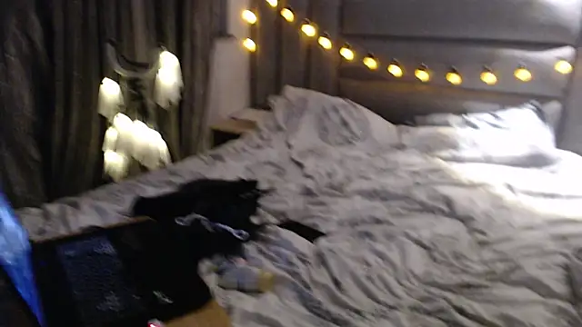 Liltightbabe online show from October 31, 2025, 8:43 pm