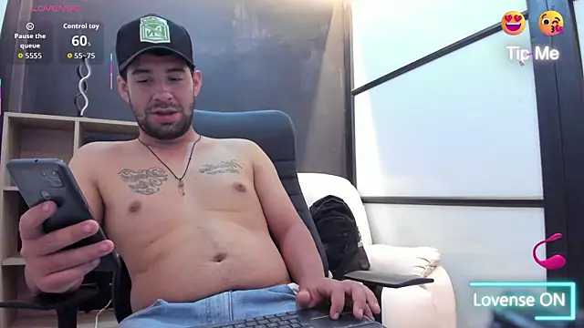 JhoanMontes online show from September 30, 2025, 7:30 pm