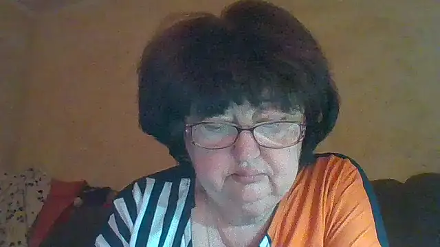 MilaSky5303 online show from October 4, 2025, 8:51 pm