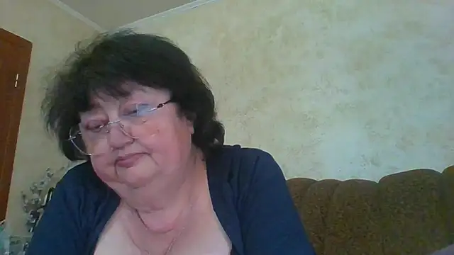 MilaSky5303 online show from April 1, 2026, 1:12 pm