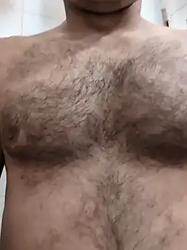 MC353535 online show from April 8, 2026, 11:27 pm