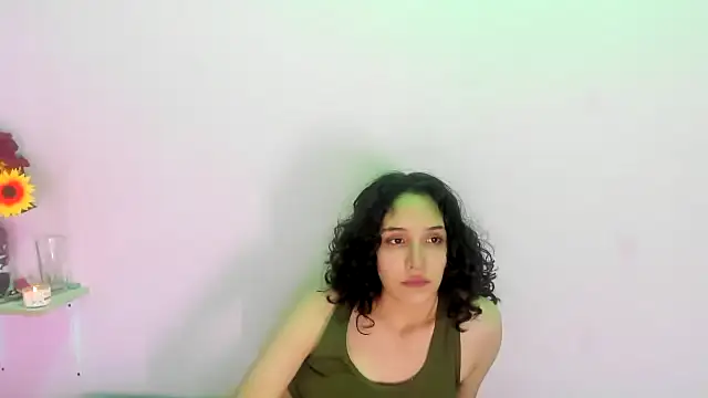 TeensNews18 online show from September 28, 2025, 7:47 am