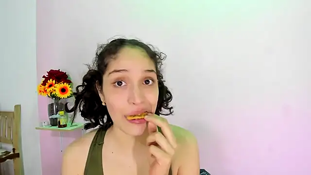 TeensNews18 online show from October 8, 2025, 1:58 am