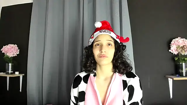 TeensNews18 online show from December 19, 2025, 11:50 am