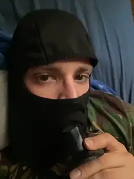 Snapshot of sexyarmy001 chatting on September 16, 2025, 3:24 pm sexyarmy001 online show from September 16, 2025, 3:24 pm