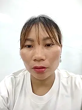 Mainay0033 online show from October 21, 2025, 6:52 pm