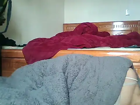 Mainay0033 online show from November 7, 2025, 2:22 am