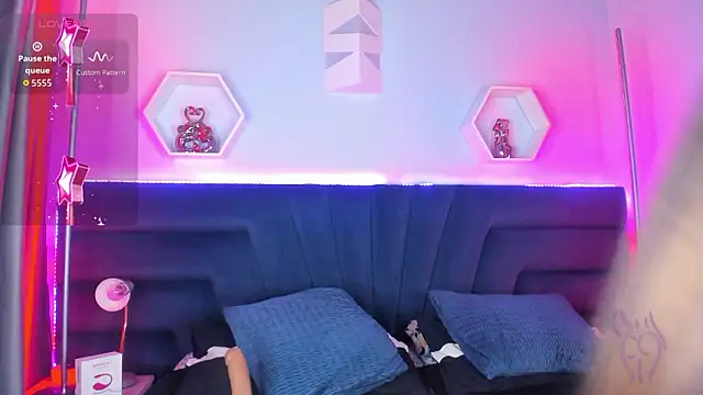  carla rosee online show from March 20, 2026, 5:01 am