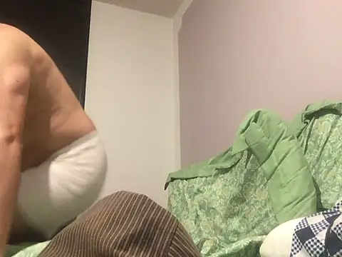 falconc1301 online show from April 28, 2026, 2:27 am