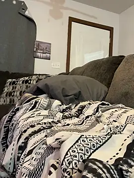 Ghosttown23 online show from April 28, 2026, 6:51 am