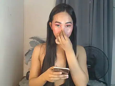 Snapshot of urblk_baby chatting on September 25, 2025, 6:50 am urblk baby online show from September 25, 2025, 6:50 am