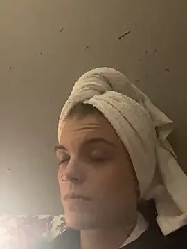 ittybittymeryssa online show from October 13, 2025, 4:34 am