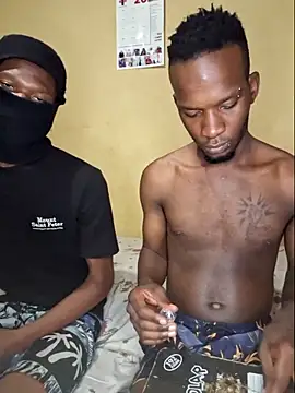 Snapshot of RAWFREAKYVERSE chatting on February 2, 2026, 6:50 pm RAWFREAKYVERSE online show from February 2, 2026, 6:50 pm