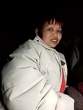  YooY  online show from January 9, 2026, 12:52 pm