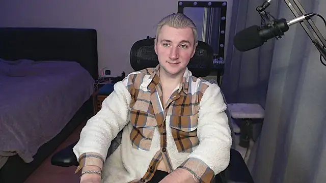 Elvin Vaenight online show from November 17, 2025, 9:20 pm