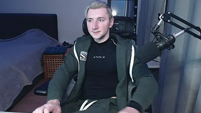 Elvin Vaenight online show from November 30, 2025, 11:53 pm