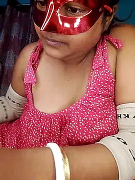 mimi87hoty online show from December 22, 2025, 6:05 pm