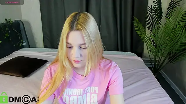 Sylvia Ortiz online show from November 8, 2025, 9:09 am