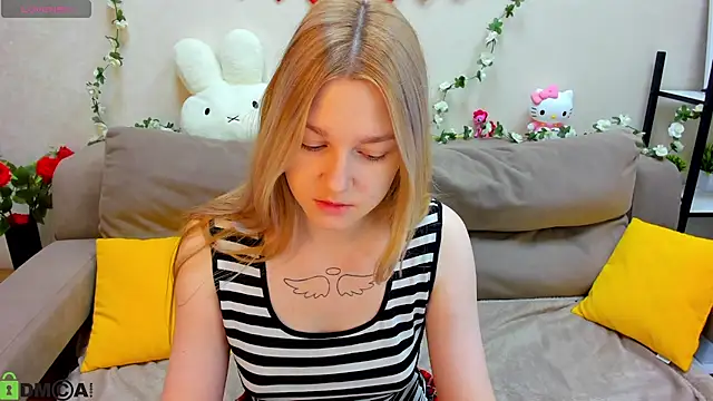 Sylvia Ortiz online show from February 25, 2026, 1:04 am