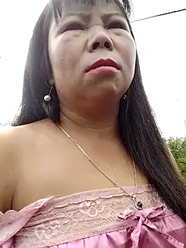 lusy-00 online show from October 2, 2025, 1:23 am