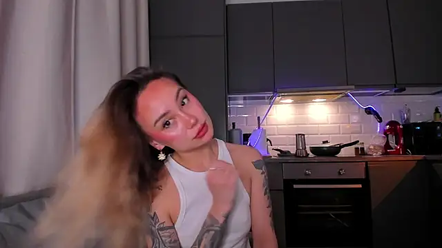 baobei03 online show from November 15, 2025, 1:29 pm