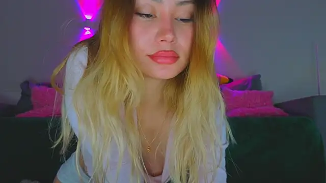 baobei03 online show from April 18, 2026, 5:44 am