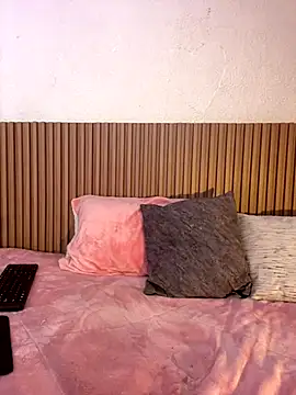 Snapshot of Alisha_Olsen_ chatting on October 8, 2025, 5:16 am Alisha Olsen online show from October 8, 2025, 5:16 am