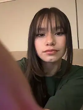 Snapshot of Alisha_Olsen_ chatting on October 21, 2025, 4:35 am Alisha Olsen online show from October 21, 2025, 4:35 am