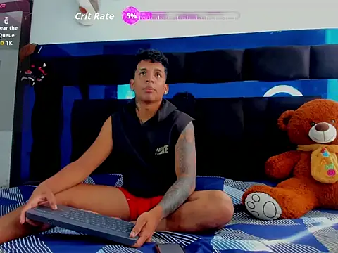 CamiloBernard online show from November 12, 2025, 2:50 pm