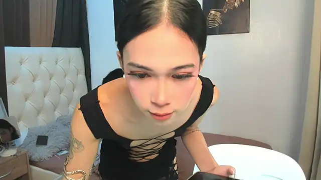 urfantasyhotbaby online show from October 30, 2025, 6:08 pm