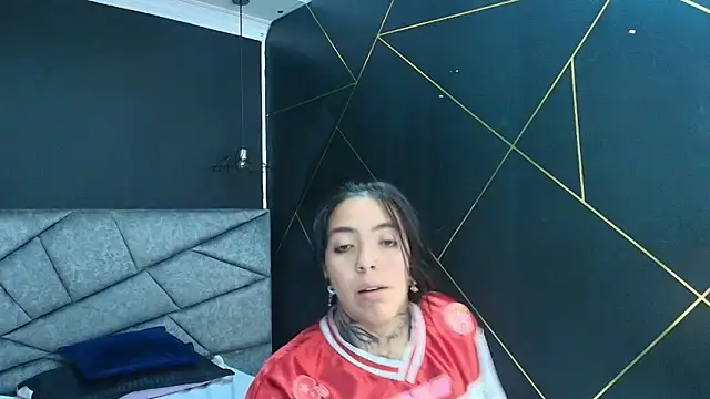 LiaMonroee  online show from December 2, 2025, 11:59 am