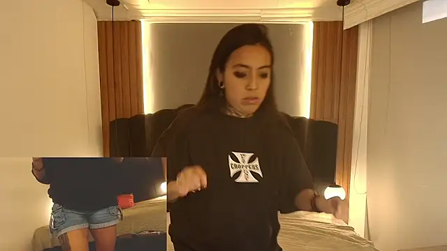 LiaMonroee  online show from February 26, 2026, 12:04 pm