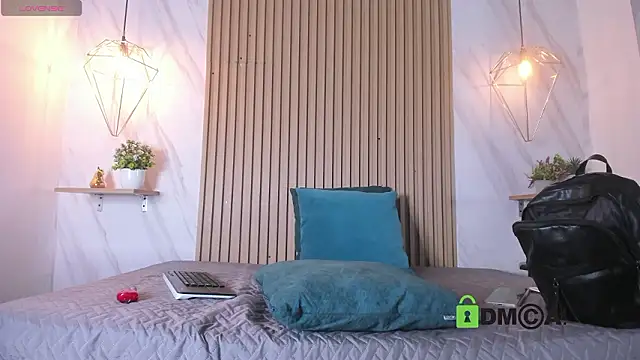 lia harper  online show from February 3, 2026, 7:19 pm