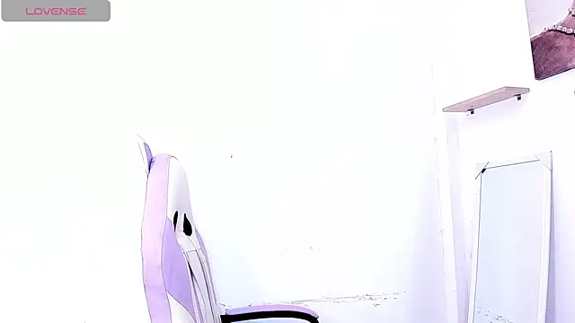 Gabrielaa Miller  online show from October 10, 2025, 7:24 pm