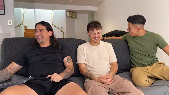 lenruy online show from April 13, 2026, 5:29 pm