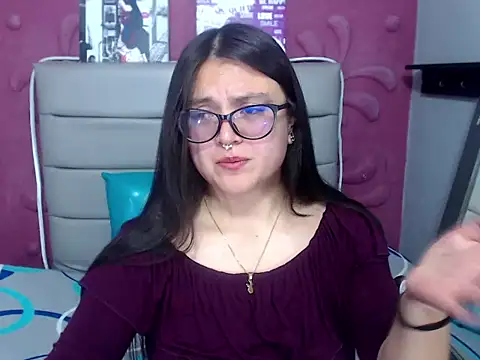 Cailing Zu online show from October 13, 2025, 7:14 pm