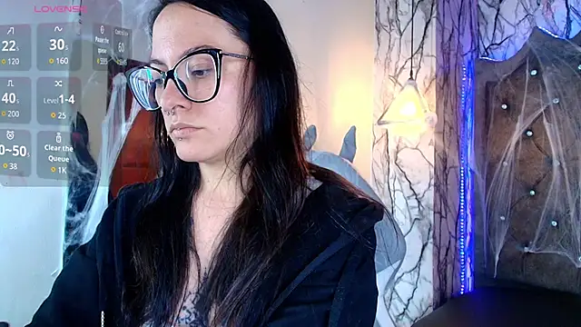 Snapshot of Zami_Escobar_of chatting on October 20, 2025, 6:41 pm Zami Escobar of online show from October 20, 2025, 6:41 pm