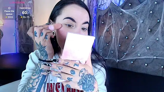 Snapshot of Zami_Escobar_of chatting on October 21, 2025, 6:52 pm Zami Escobar of online show from October 21, 2025, 6:52 pm