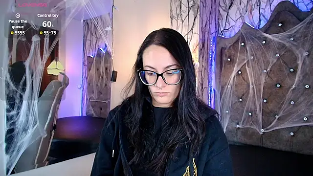 Snapshot of Zami_Escobar_of chatting on October 23, 2025, 6:39 pm Zami Escobar of online show from October 23, 2025, 6:39 pm