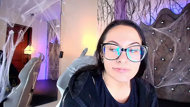 Snapshot of Zami_Escobar_of chatting on October 30, 2025, 5:46 pm Zami Escobar of online show from October 30, 2025, 5:46 pm