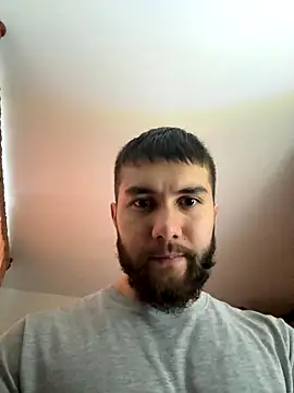 Snapshot of Diicaprio69 chatting on October 19, 2025, 10:32 pm Diicaprio69 online show from October 19, 2025, 10:32 pm