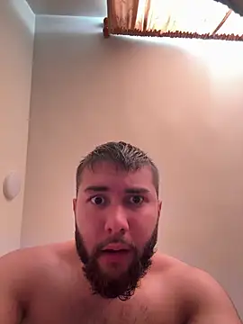 Snapshot of Diicaprio69 chatting on October 20, 2025, 7:36 pm Diicaprio69 online show from October 20, 2025, 7:36 pm