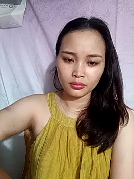 Lili lovely online show from September 21, 2025, 3:02 pm